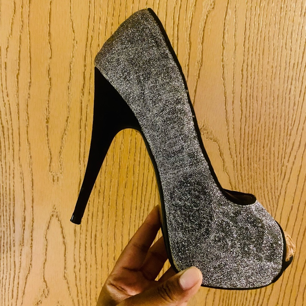 Sexy peep toe silver glitter heels